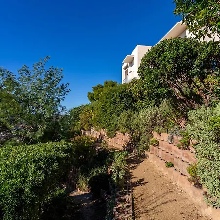 Lägenhet Les Bougainvillees By Interhome