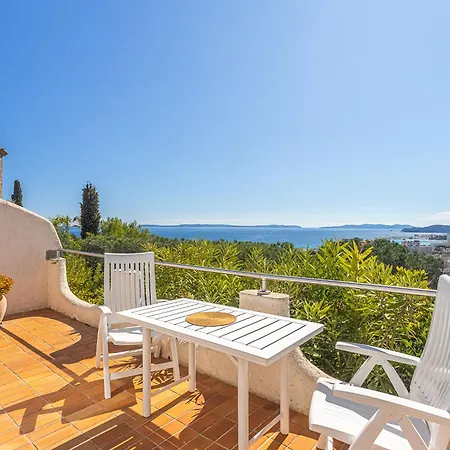 Les Bougainvillees By Interhome Apartment Le Lavandou